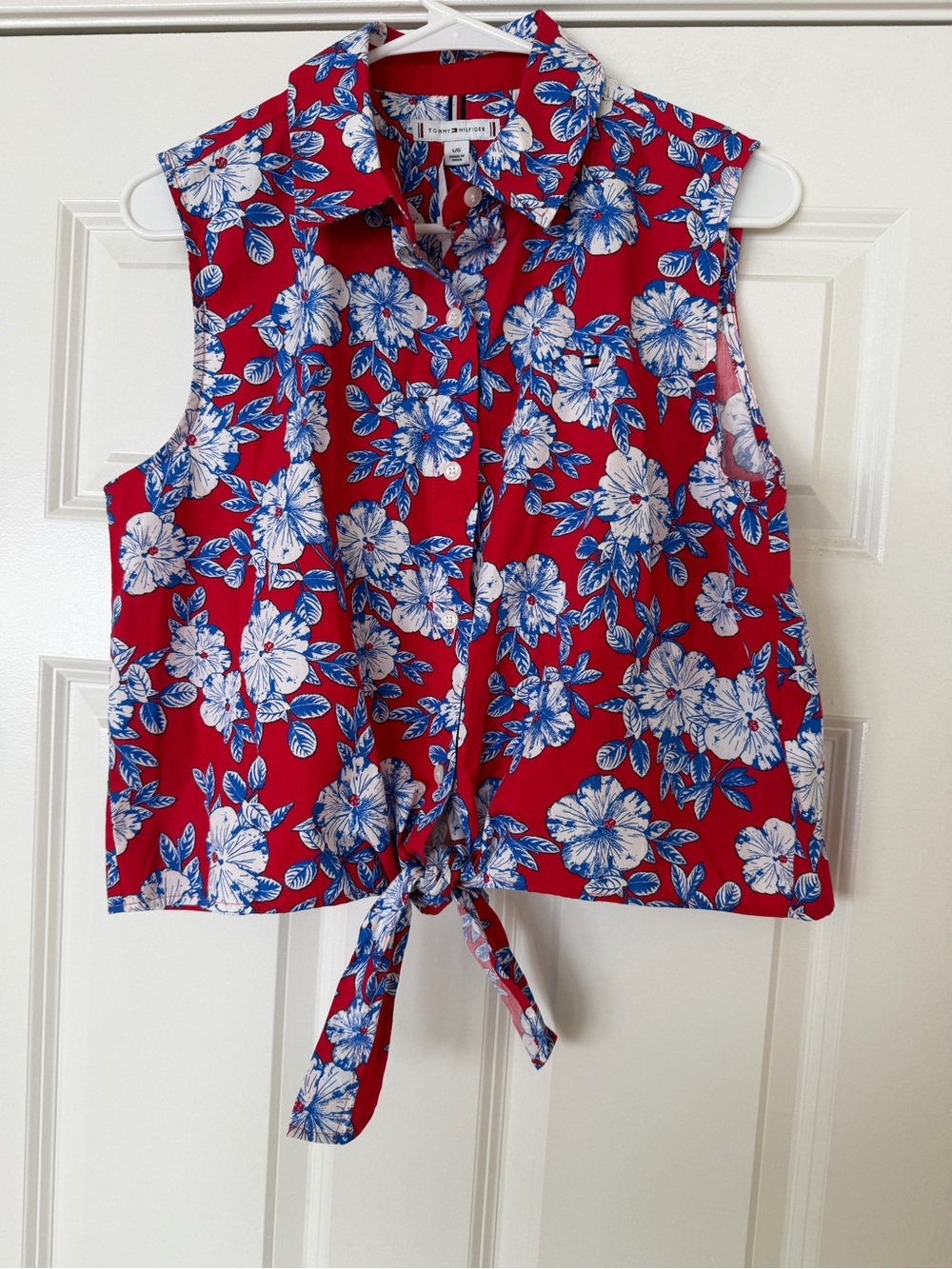 Tommy Hilfiger Red Floral Tie-Front Button-Down Top